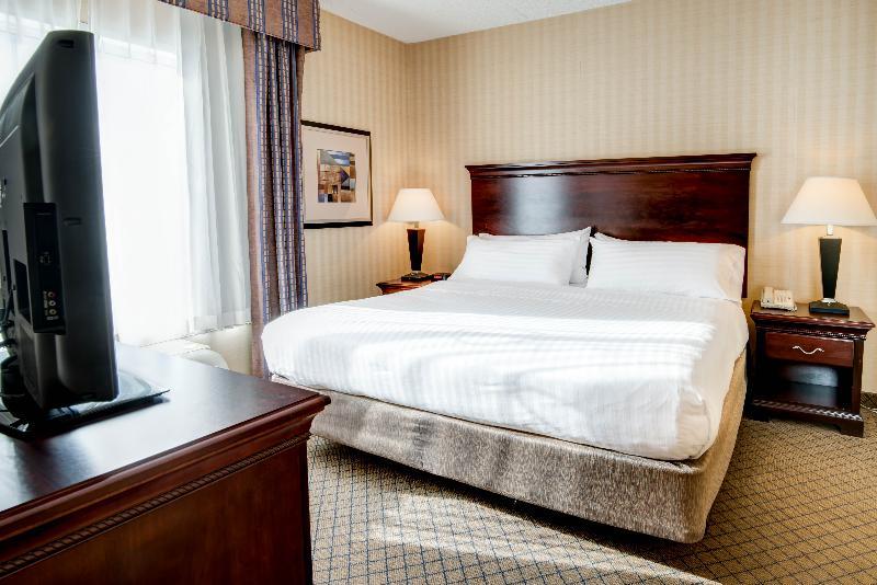 Holiday Inn Express & Suites West Long Branch - Eatontown By Ihg Exterior photo