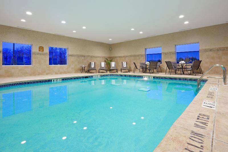 Holiday Inn Express & Suites West Long Branch - Eatontown By Ihg Exterior photo
